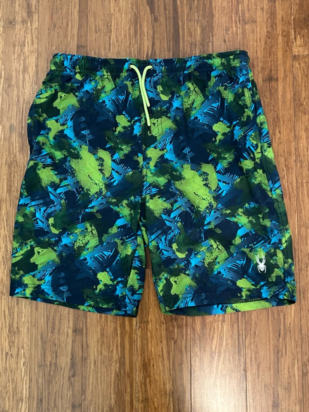 Spyder Green & Blue Swim Trunks /boardshorts XL (18-20) - never worn